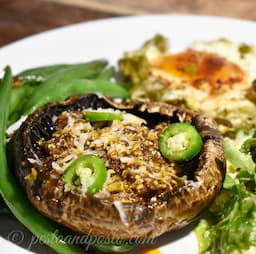 Za'atar mushroom, Pesto egg and Blanched beans