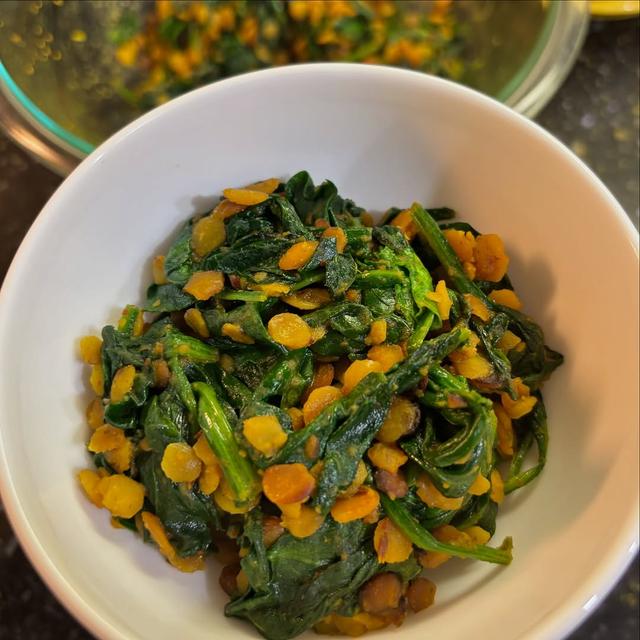 Roasted lentils with spinach