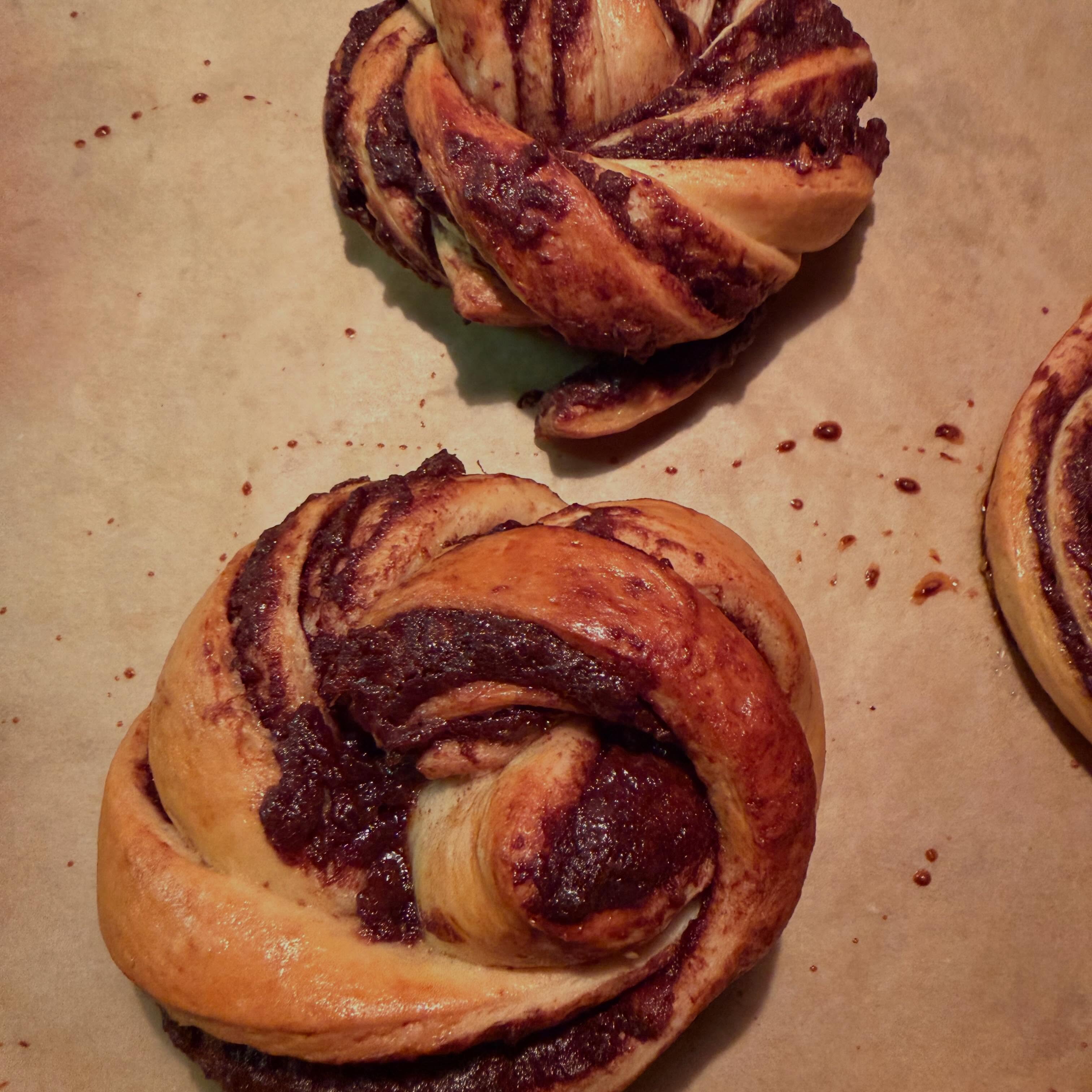 Chocolate Date Buns
